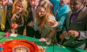 5 Ways Themed Nights Can Increase Employee Morale