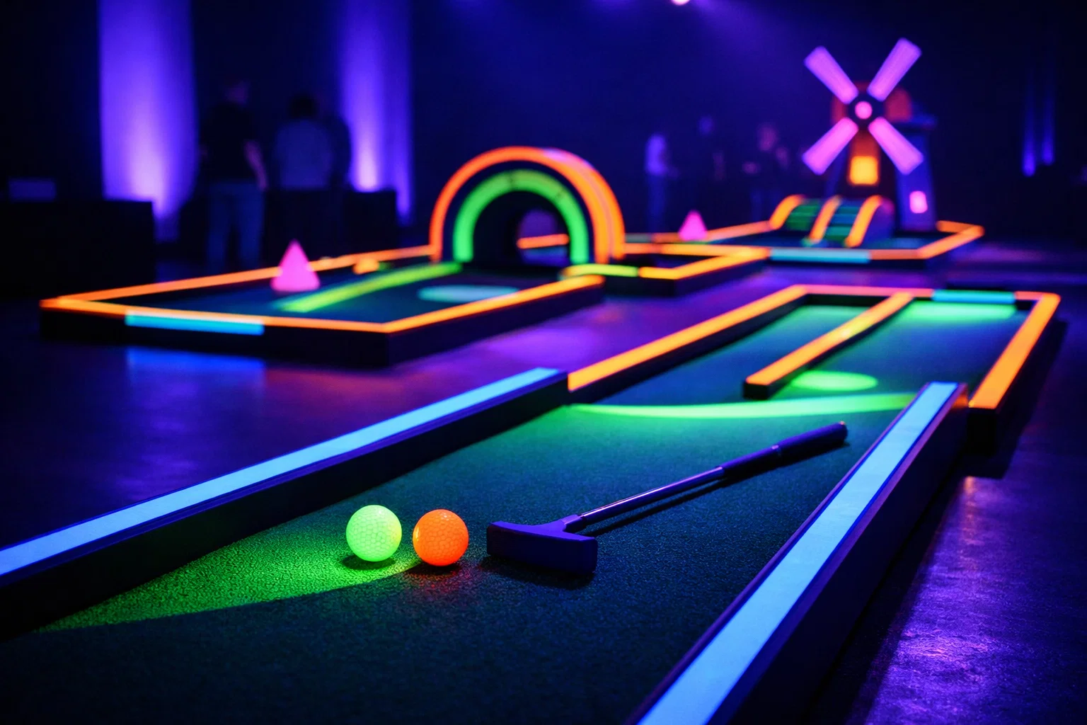 Black light mini golf rental for parties and corporate events near Blue Bell and Philadelphia PA