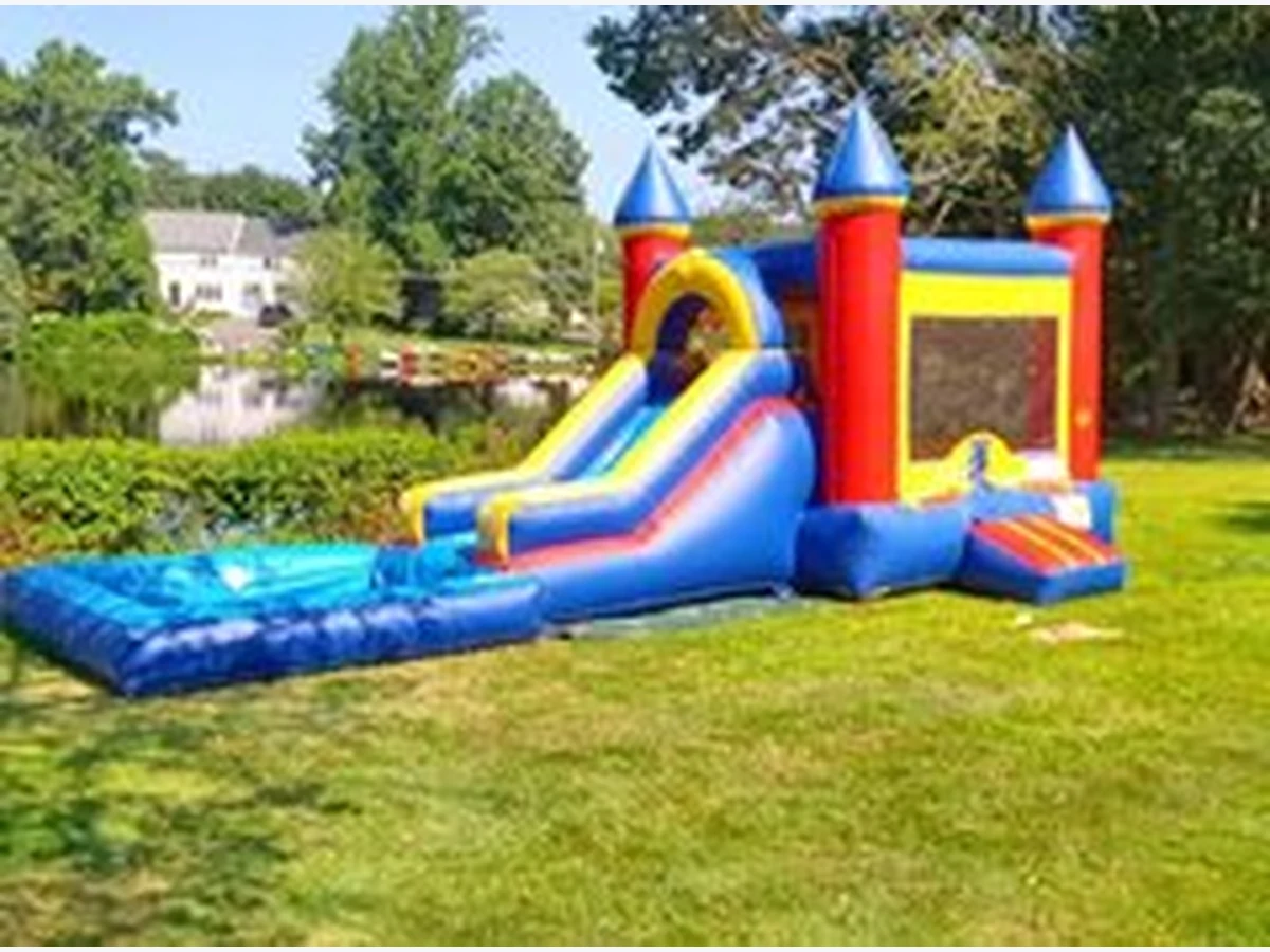 Blue Combo Wet bounce house rentals option for Waterbury, CT