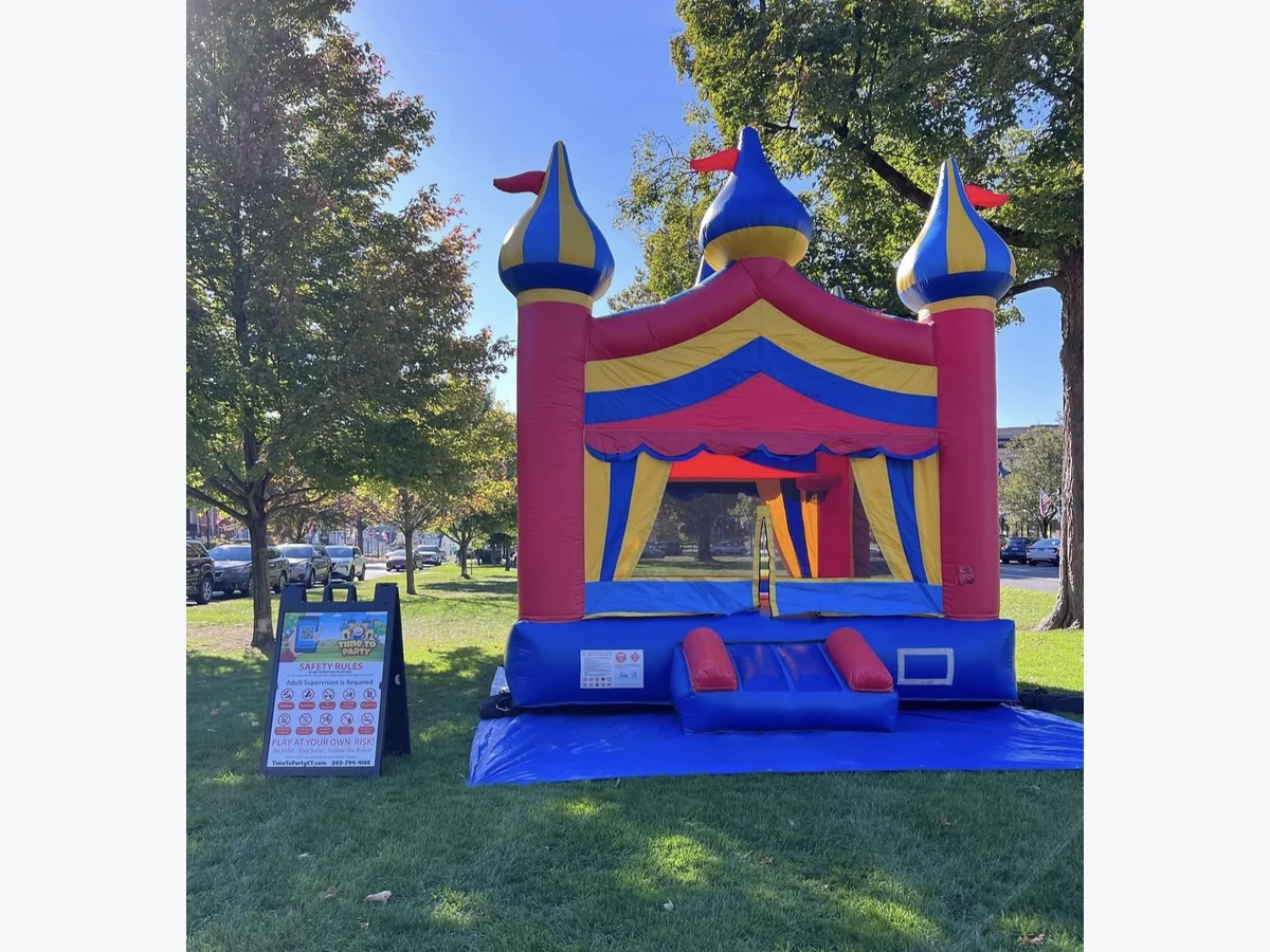 Bounce Castle bounce house rentals option for Danbury, CT