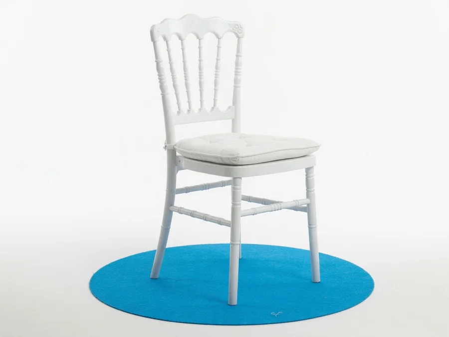 Chiavari Chair (Bentwood White) table and chair rentals option for Raleigh, NC