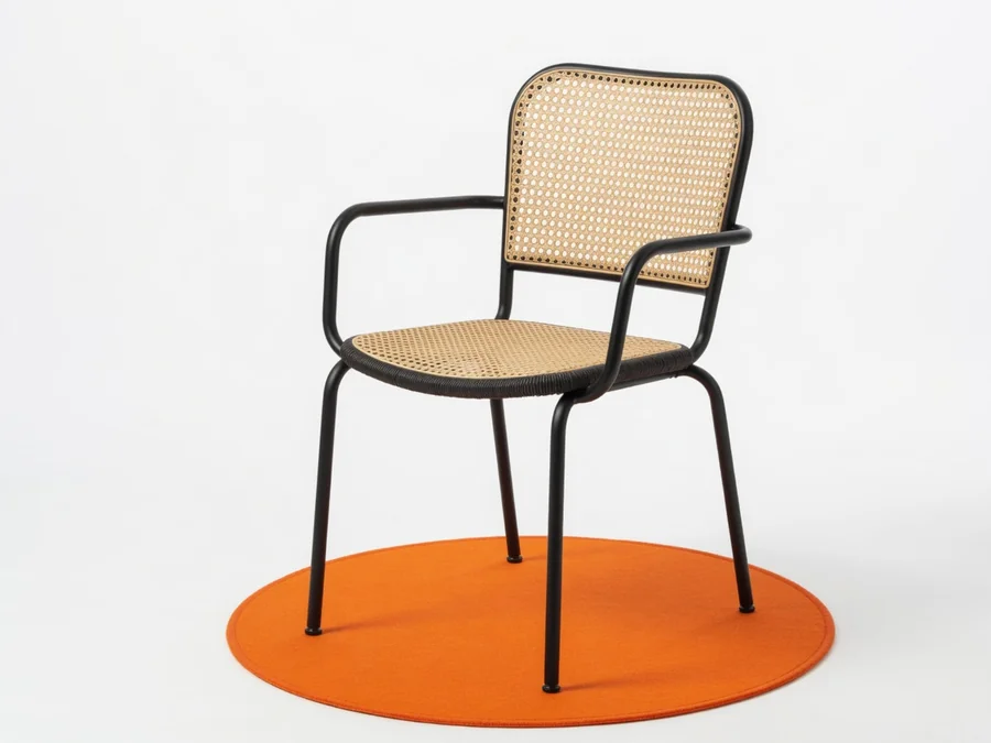 Classic Folding Chair table and chair rentals option for Durham, NC