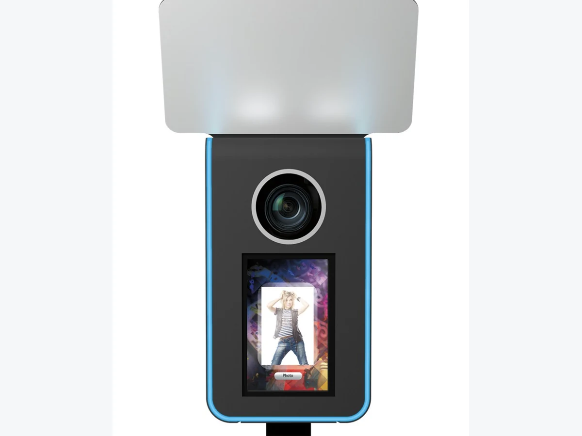 Open Air Glam Booth photo booth rentals option for Richmond, VA