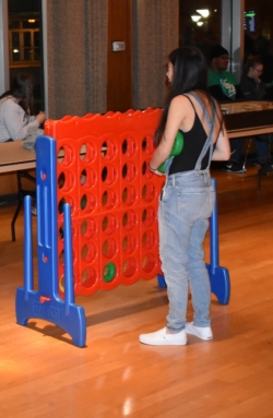 Giant Games Connect 4 Game Rental.